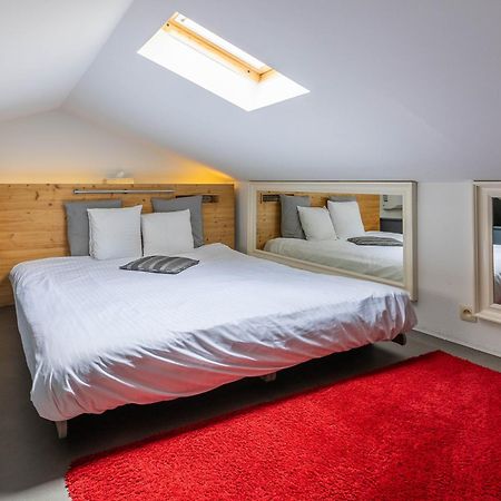 Le Lov'T - Suite Avec Jacuzzi Spontin Exterior photo