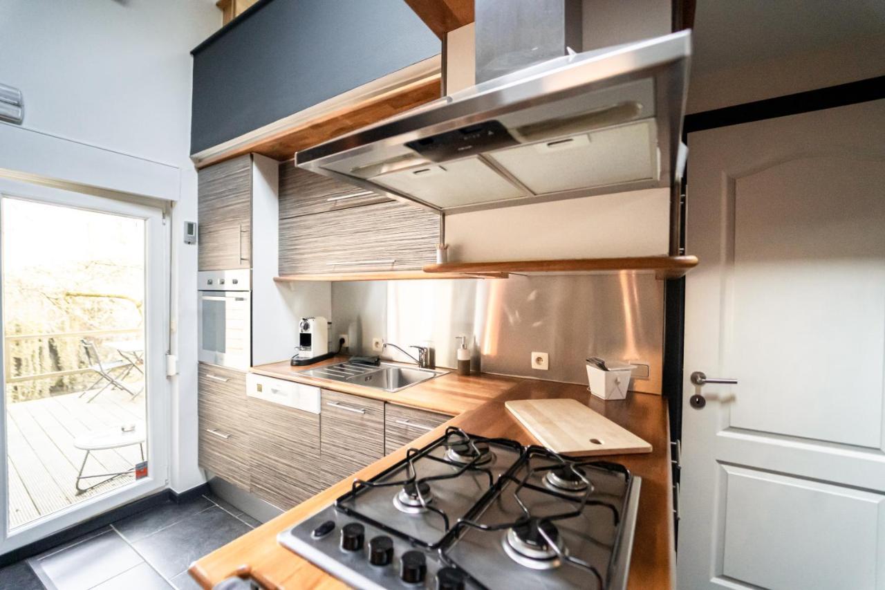 Le Lov'T - Suite Avec Jacuzzi Spontin Exterior photo