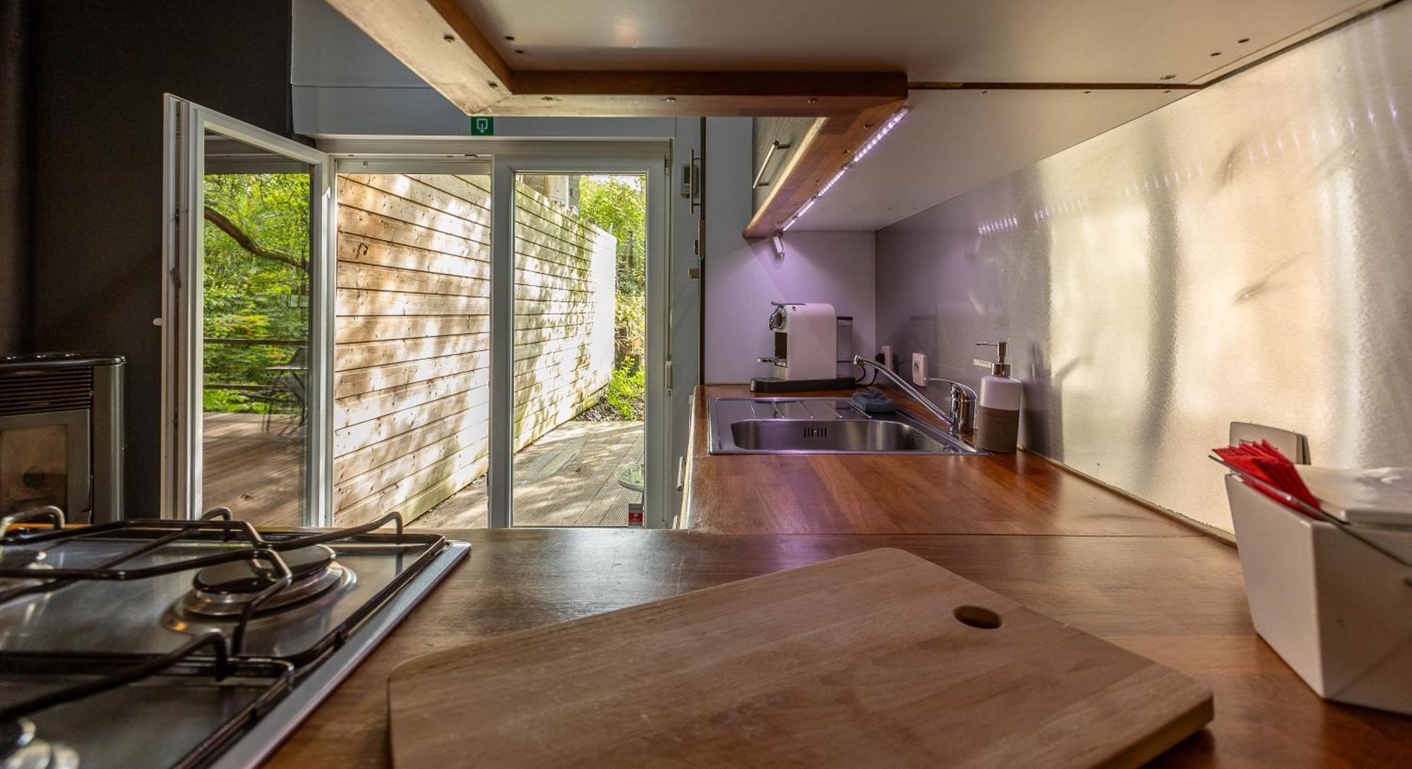 Le Lov'T - Suite Avec Jacuzzi Spontin Exterior photo